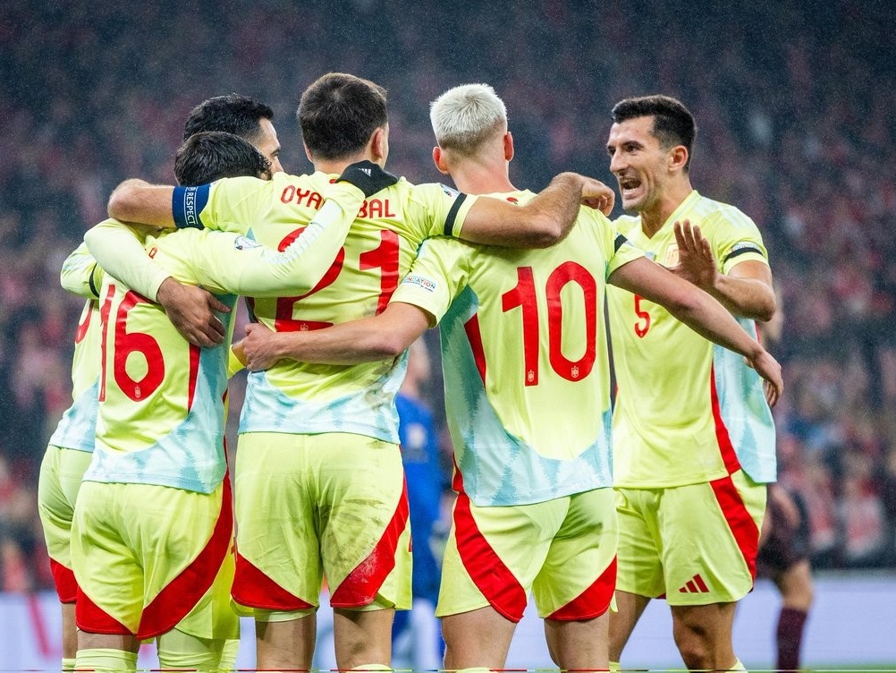 关于赛地聚焦——欧联今夜热度飙升，比利亚雷亚尔绝杀压哨，引发热议，训练强度明显提升的信息-有礼投注